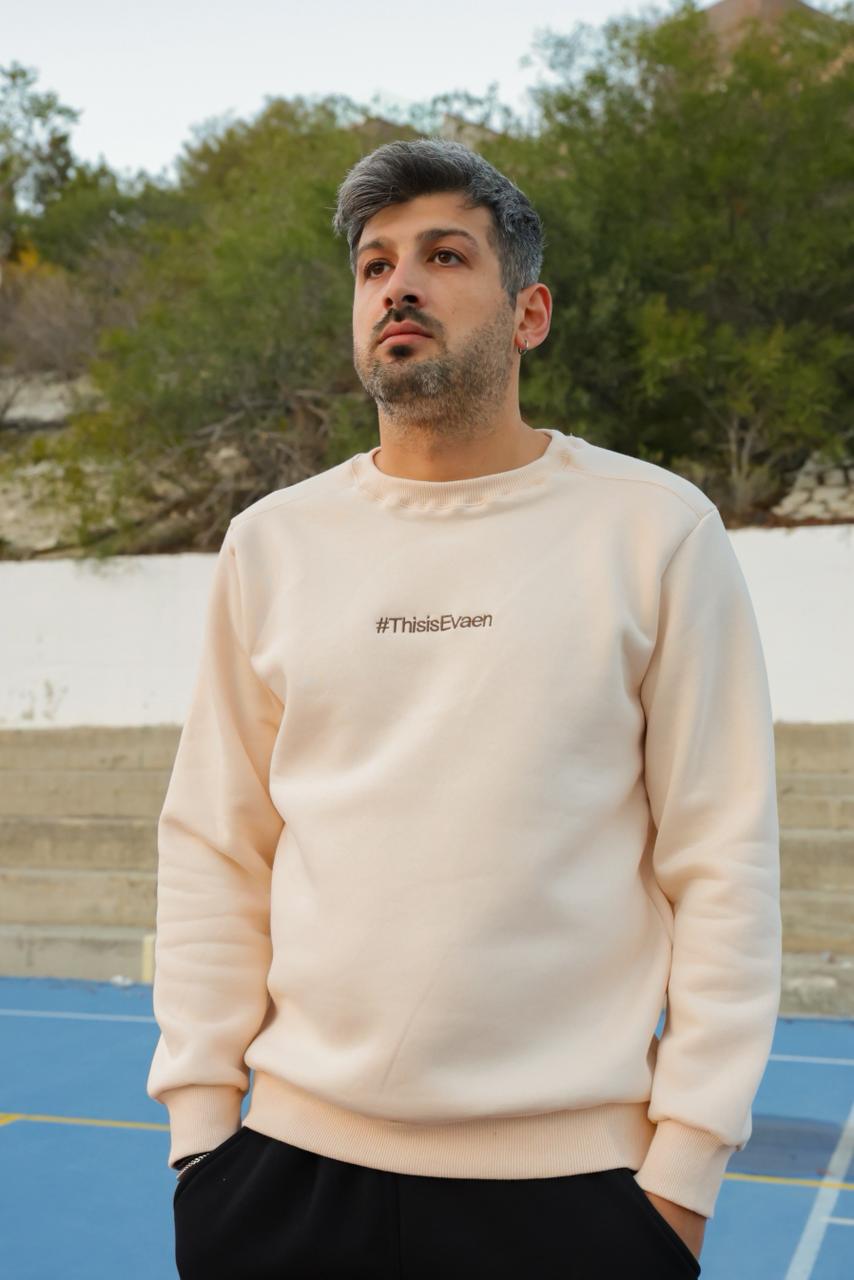 Cream Crewneck by Evaen
